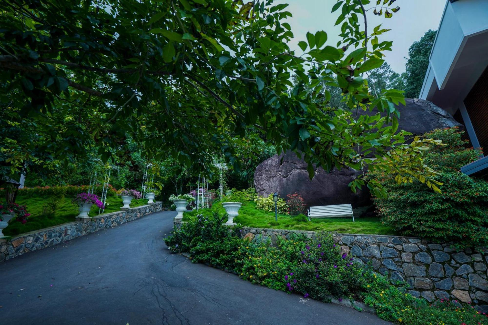 Mount Xanadu Resorts Ambalavayal Bagian luar foto